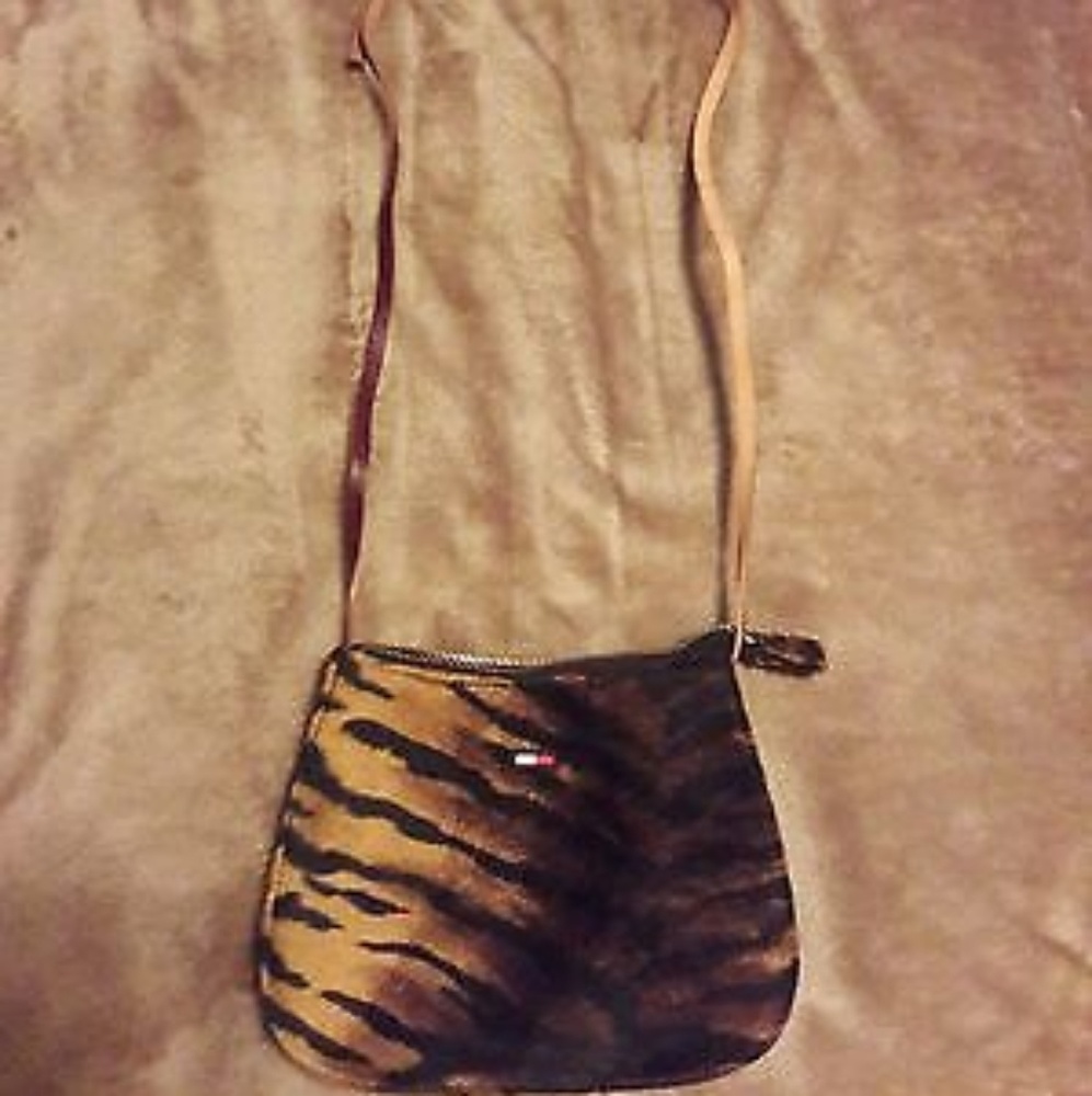 Tommy Hilfiger Furry Purse